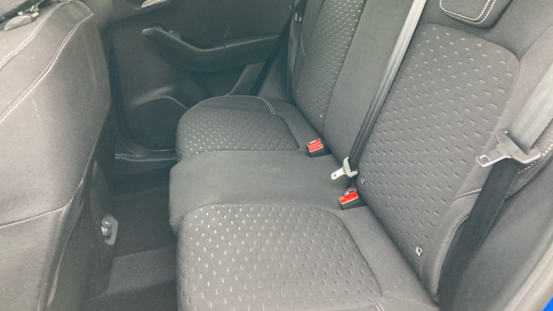 Ford Puma 1.0 EcoBoost Hybrid mHEV Titanium 5dr DCT Petrol Hatchback